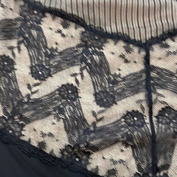 NWT Wolford Venus Forming Bodysuit 40B Sz 10 - Picture 11 of 15